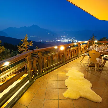 Clouds Alpin Luxury View And Pool Apartamento